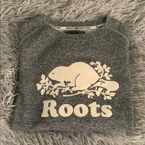 Authentic Roots pullover Sweater